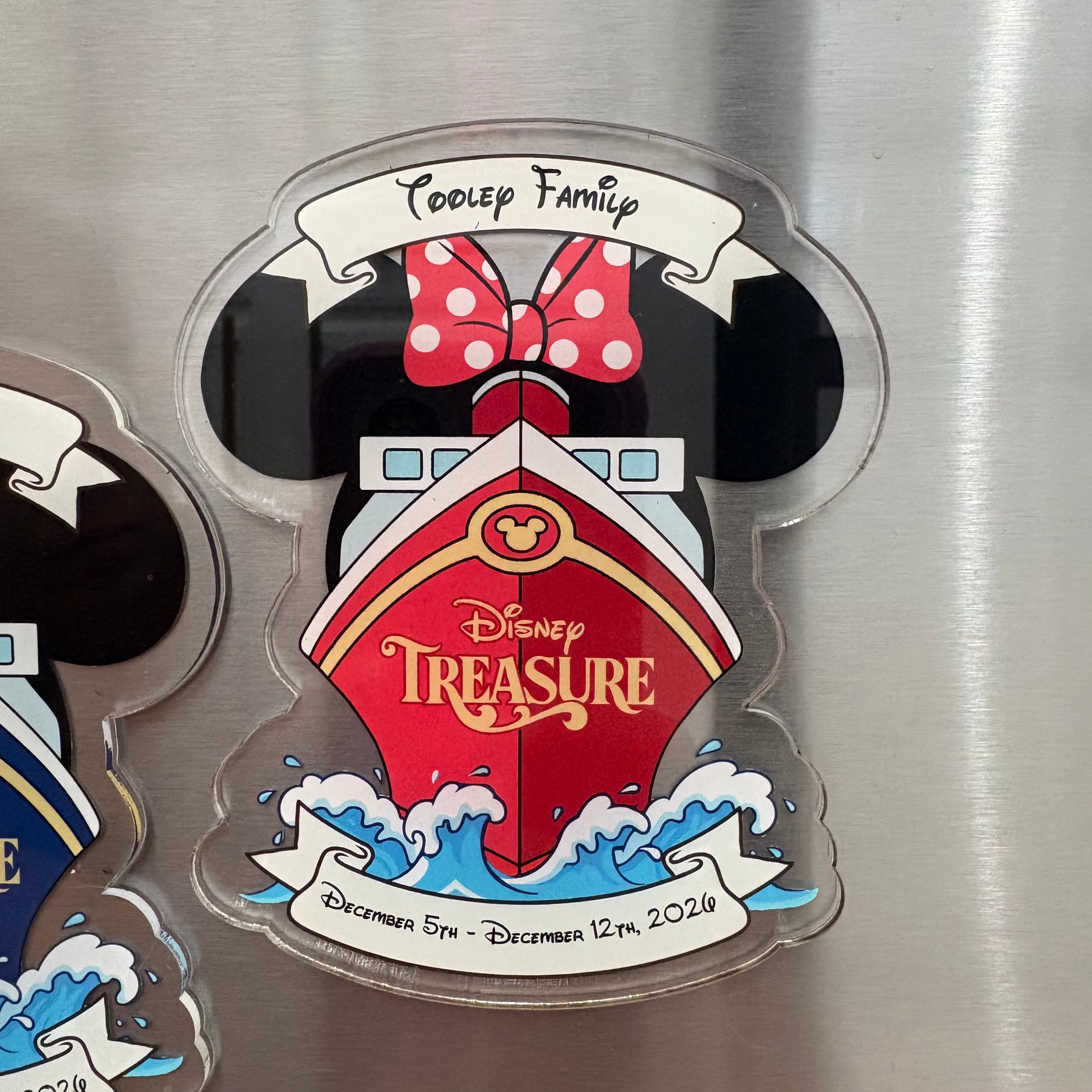 DCL Large Personalized Ship Mouse Ears and Bow Magnet | Cruise Door Decor