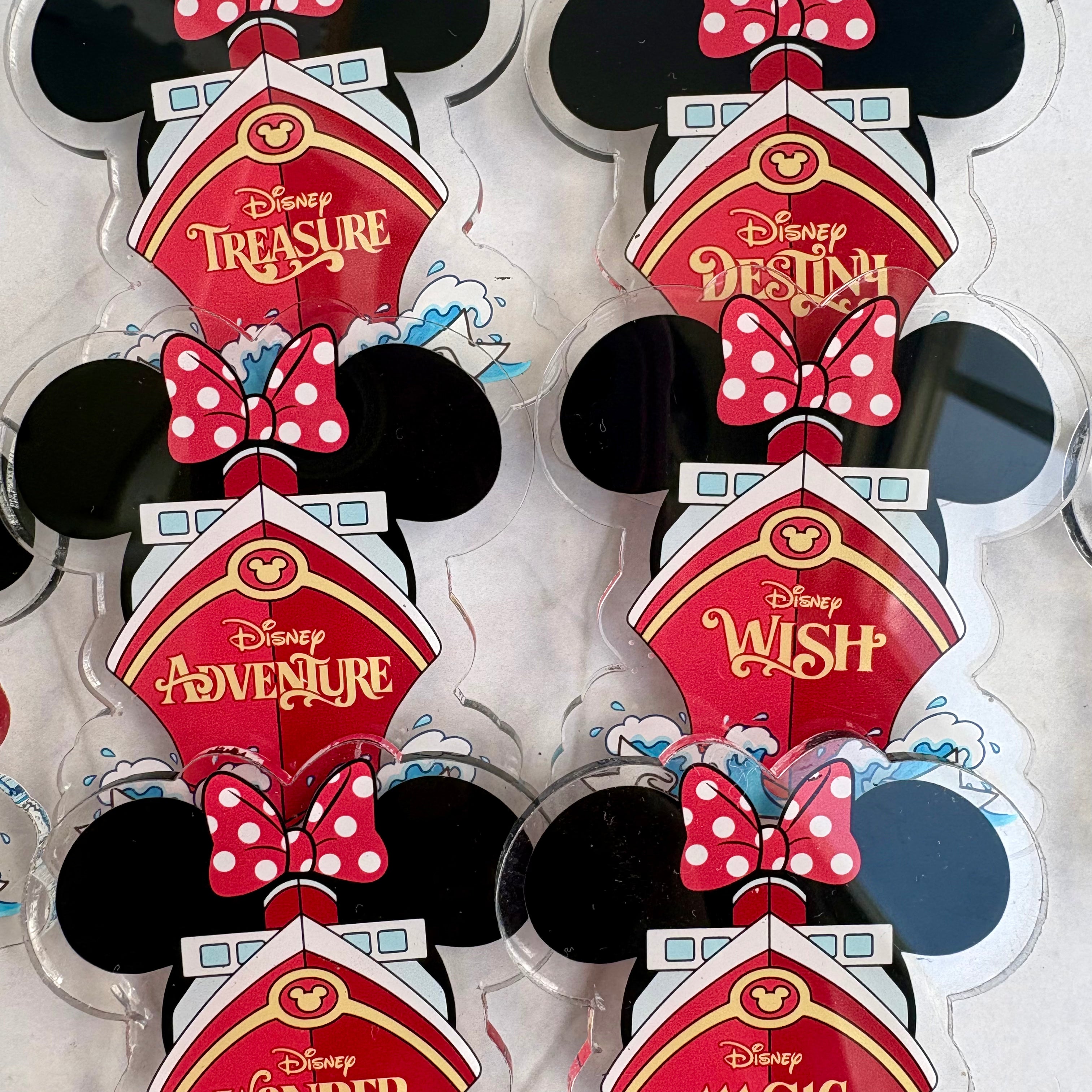 DCL Personalized Ship Mouse Ears and Bow Magnet | Pixie Dust Gift | Fish Extender Gift